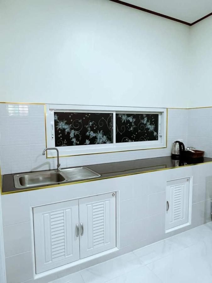 Ove Apartment Bang Saray Bang Sare Buitenkant foto